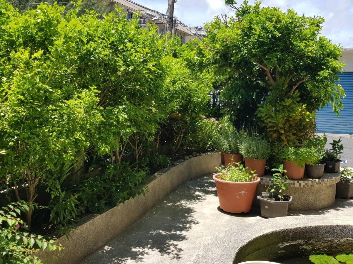 La Fleur Bnb & Restaurant Heng-ch'un Екстериор снимка